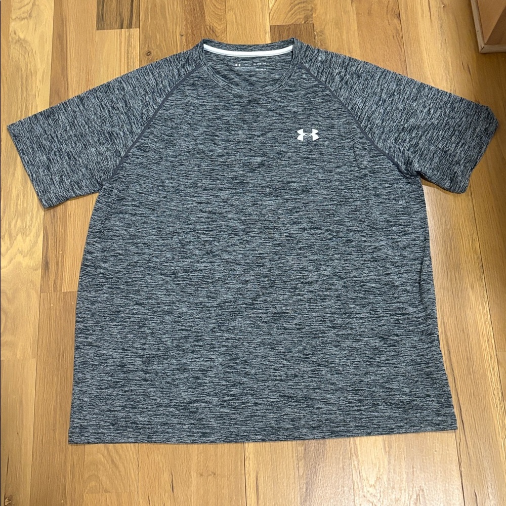 Under Armour Men's Short-Sleeve Heathered Charcoal Performance Tee